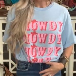 GRAPHIC TEE- LIGHT BLUE HOWDY-Size L-XL